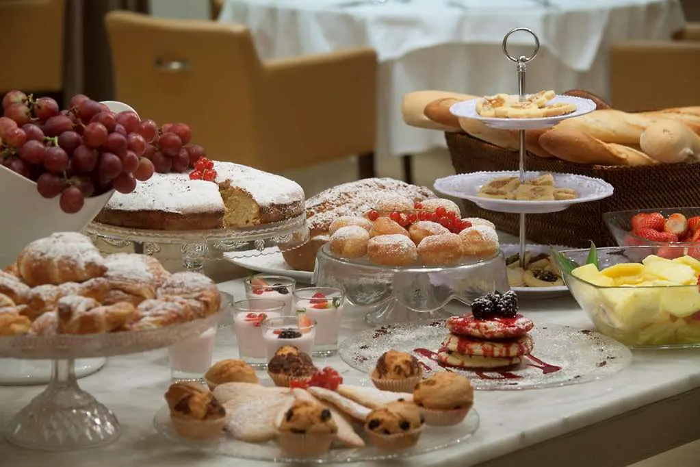 **** Hotel Starhotels Michelangelo Florence Italy